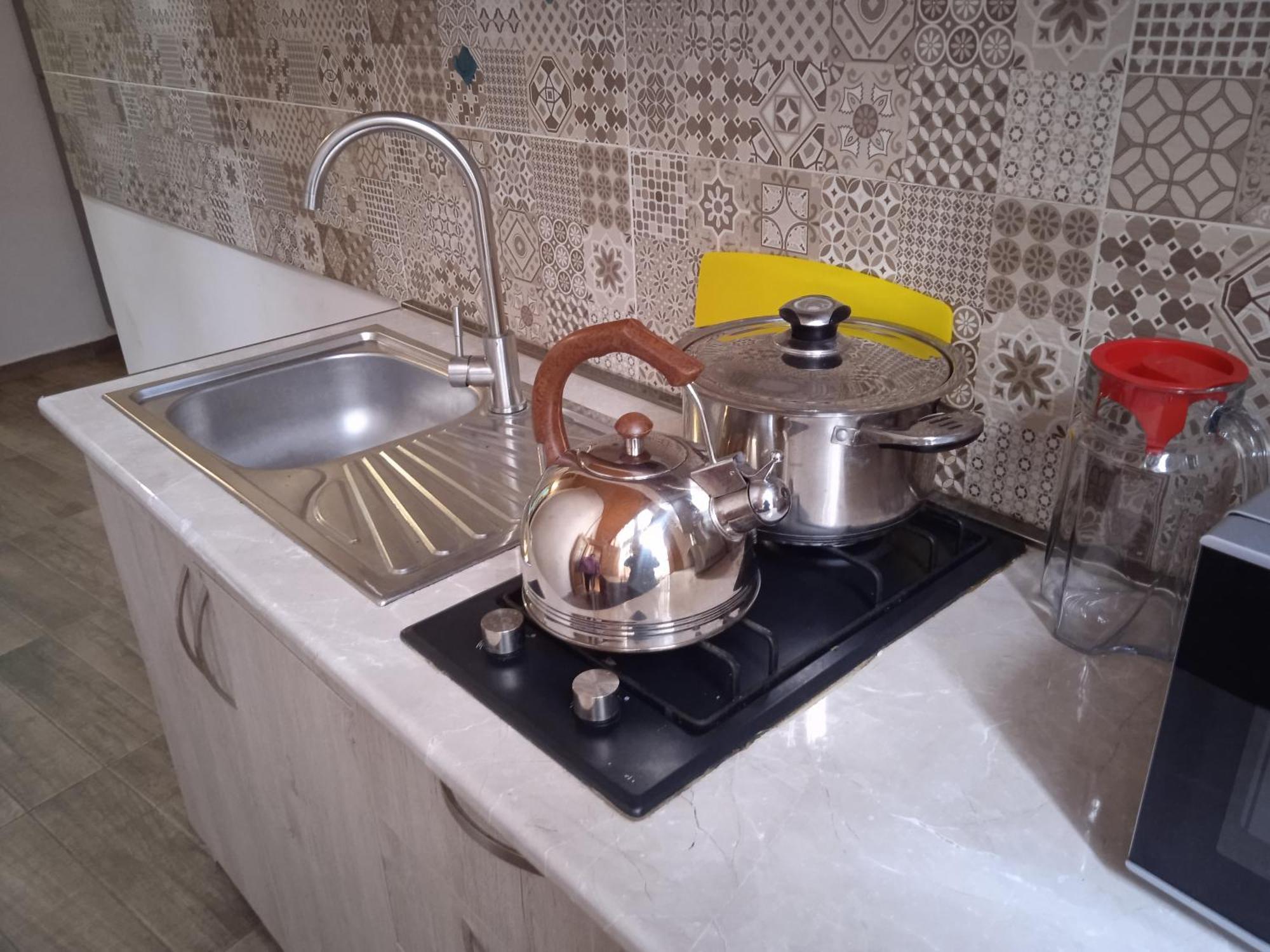 Smoking Lion Apartment Tbilisi Luaran gambar